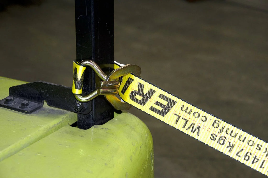 Yellow Ratchet Strap with Floating D-Ring N6304